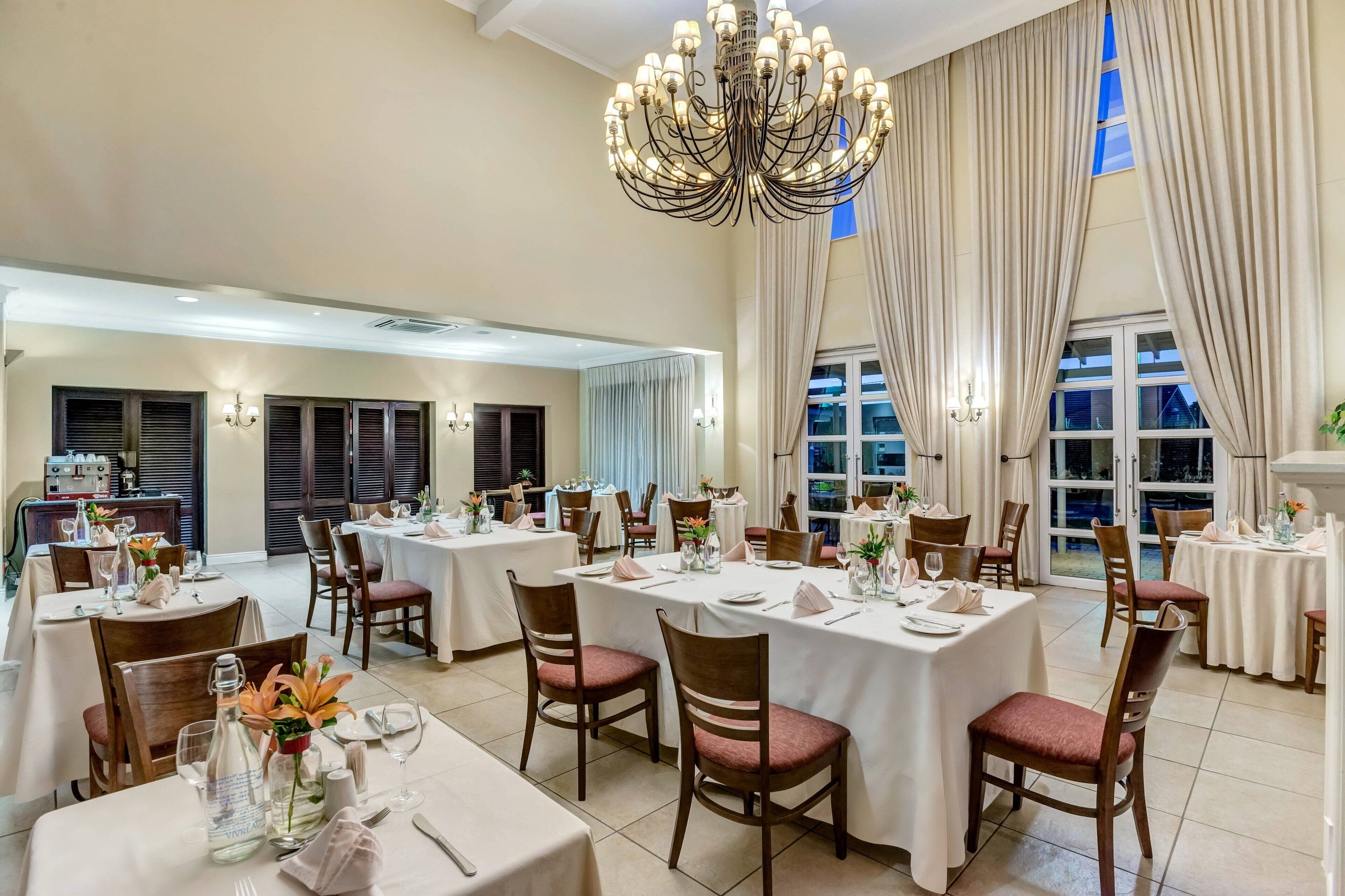 breakfast, lunch and dinner served