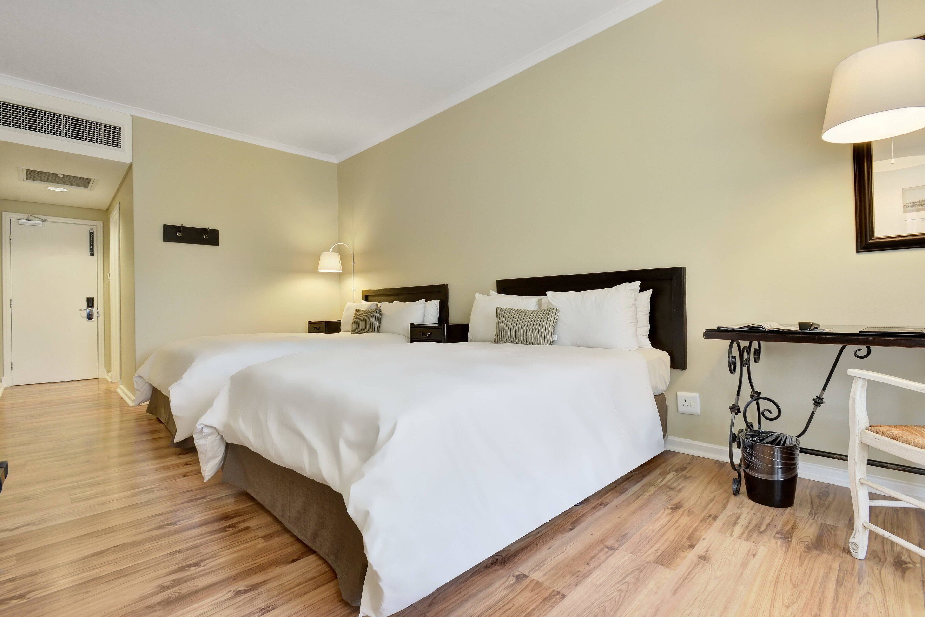 1 bedroom, in-room safe, desk, blackout curtains