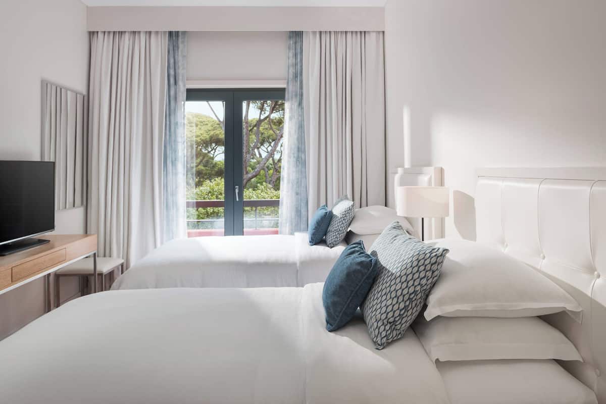 1 bedroom, minibar, in-room safe, desk