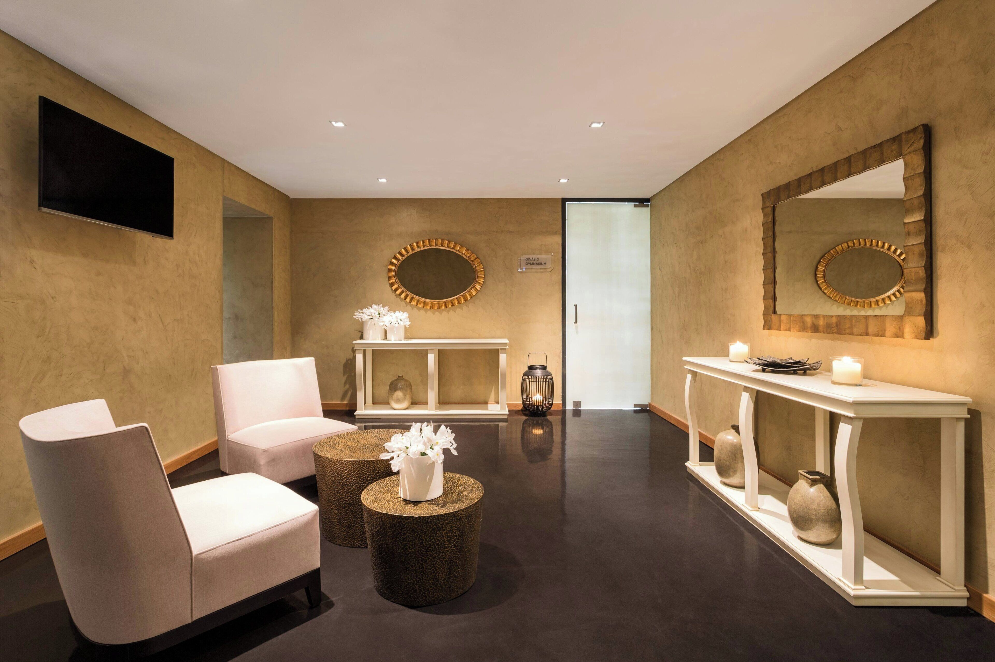 massage/treatment rooms, massages