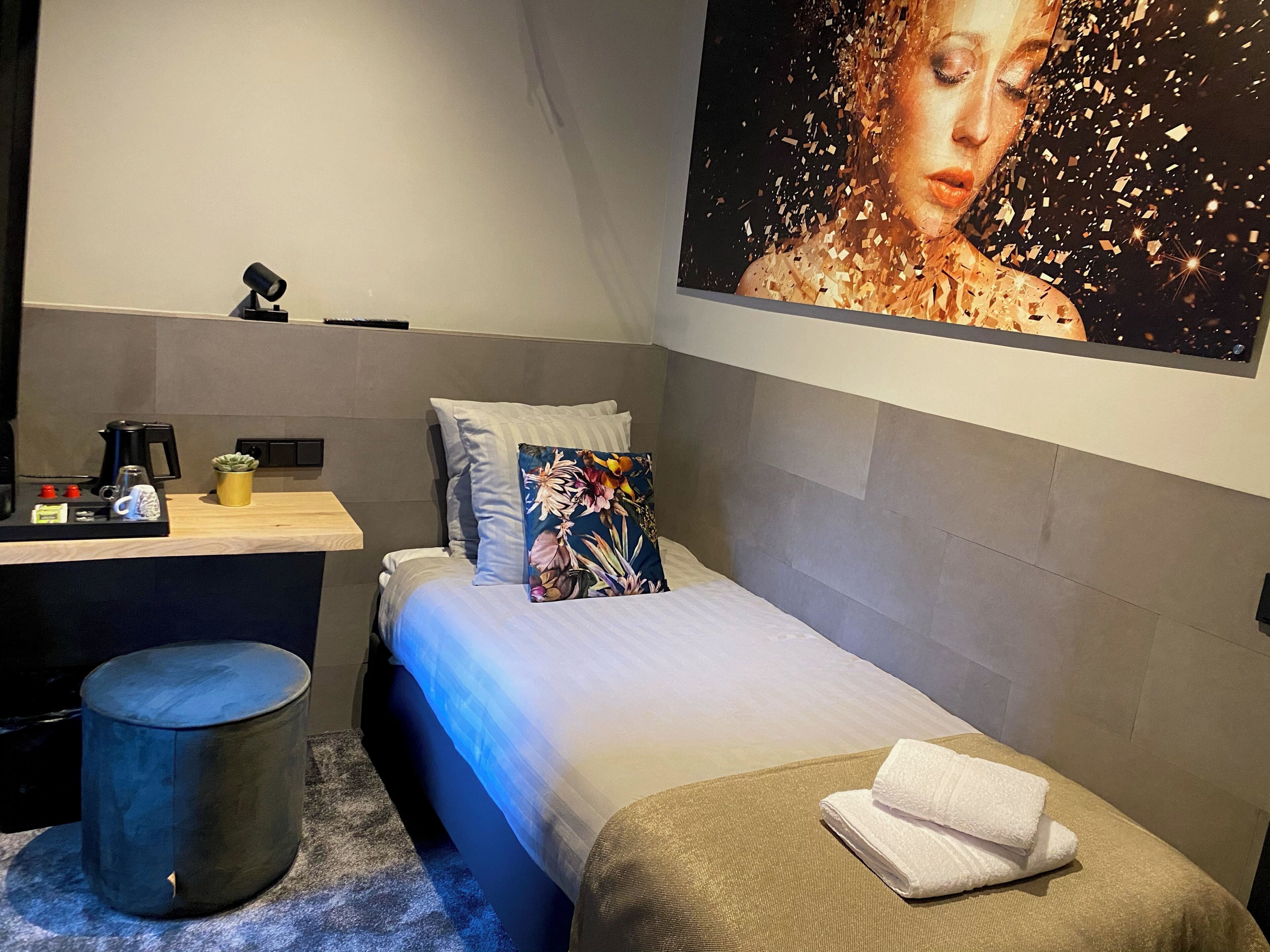 Blackout curtains, free WiFi, bed sheets