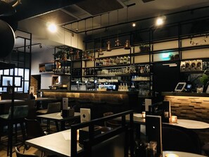 Bar (en la propiedad)