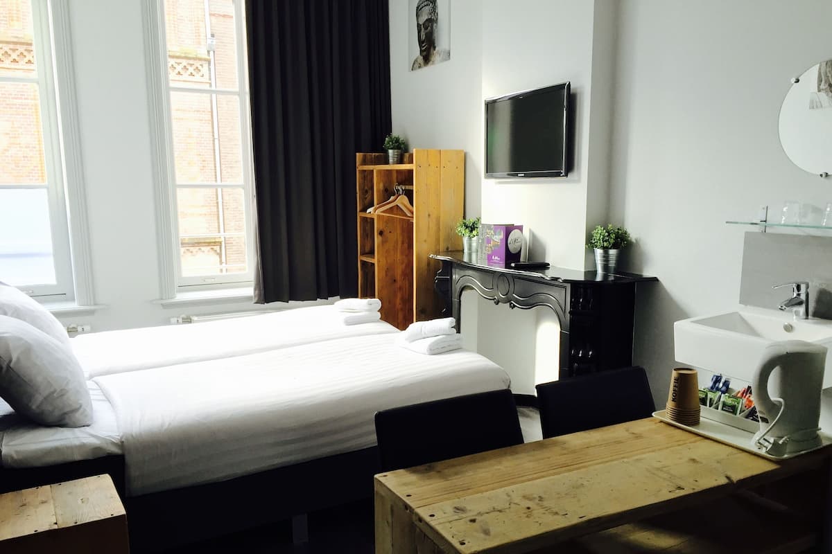 1 Schlafzimmer, Verdunkelungsvorhänge, kostenloses WLAN, Bettwäsche