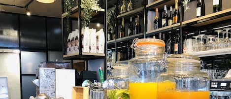 Daily buffet breakfast (EUR 20 per person)