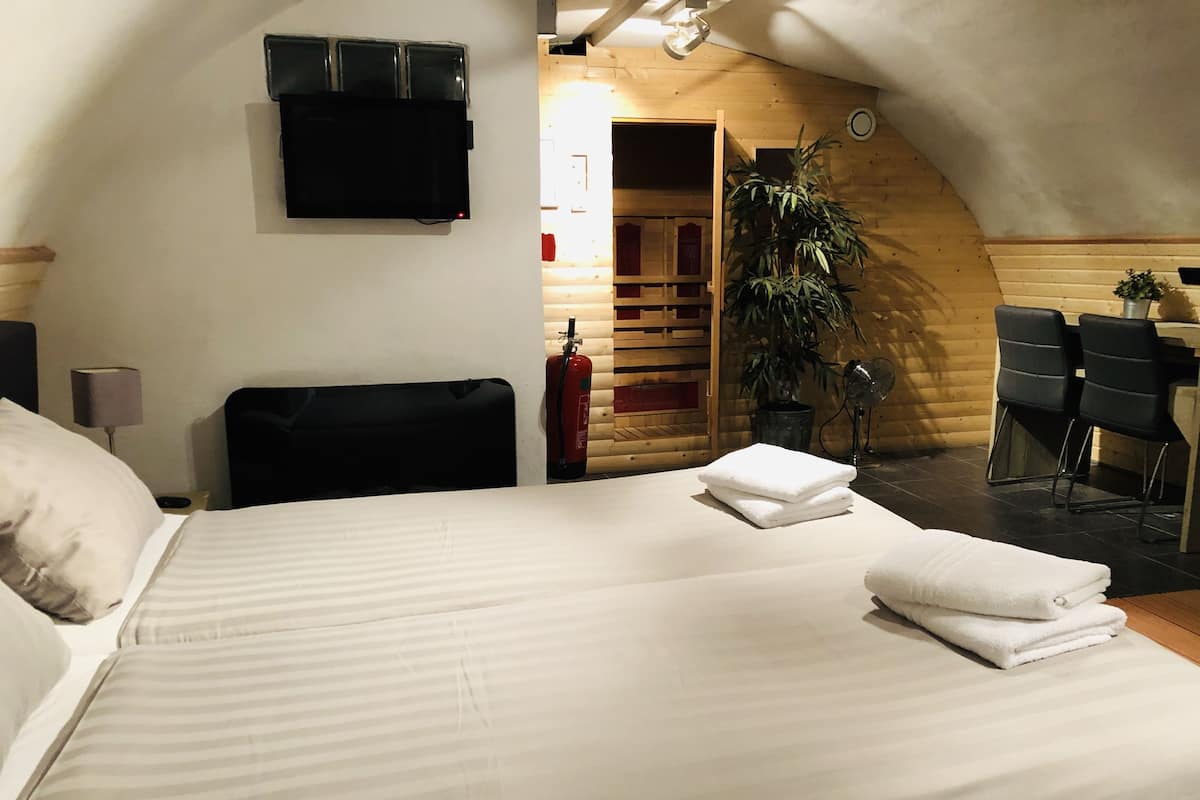 Rideaux occultants, Wi-Fi gratuit, draps fournis