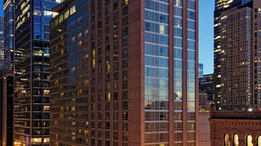 Residence Inn by Marriott Chicago Downtown / River North