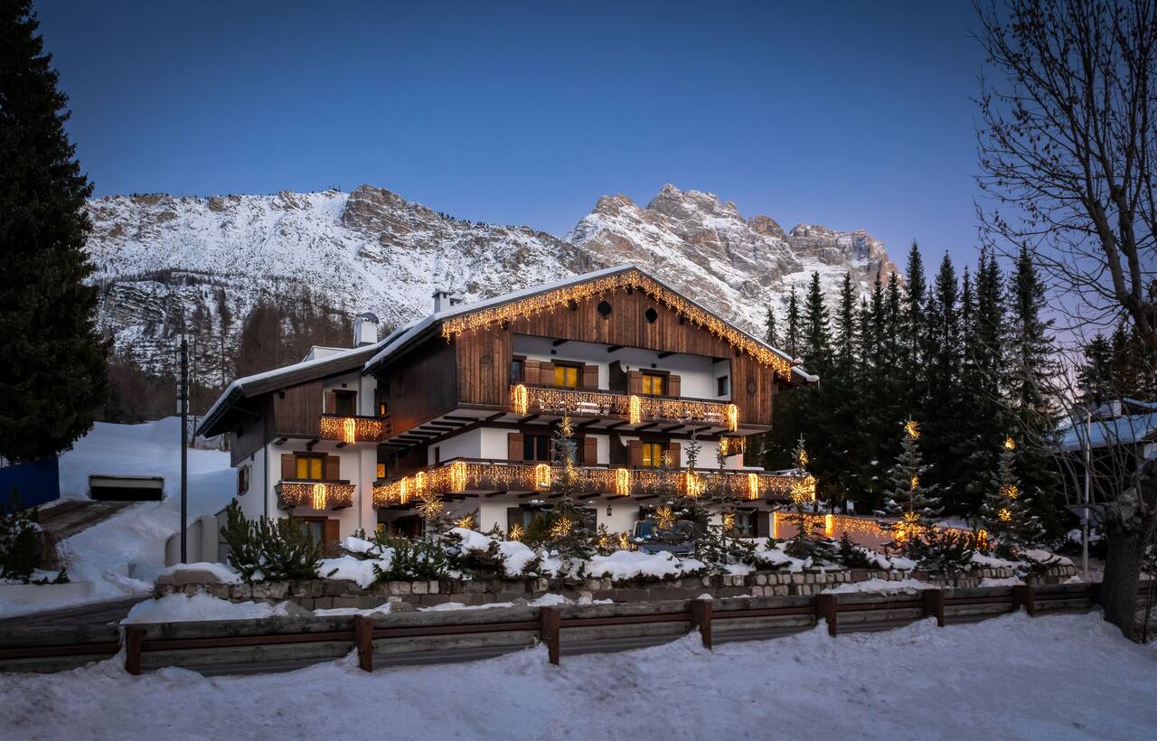 Lajadira Hotel & Spa
