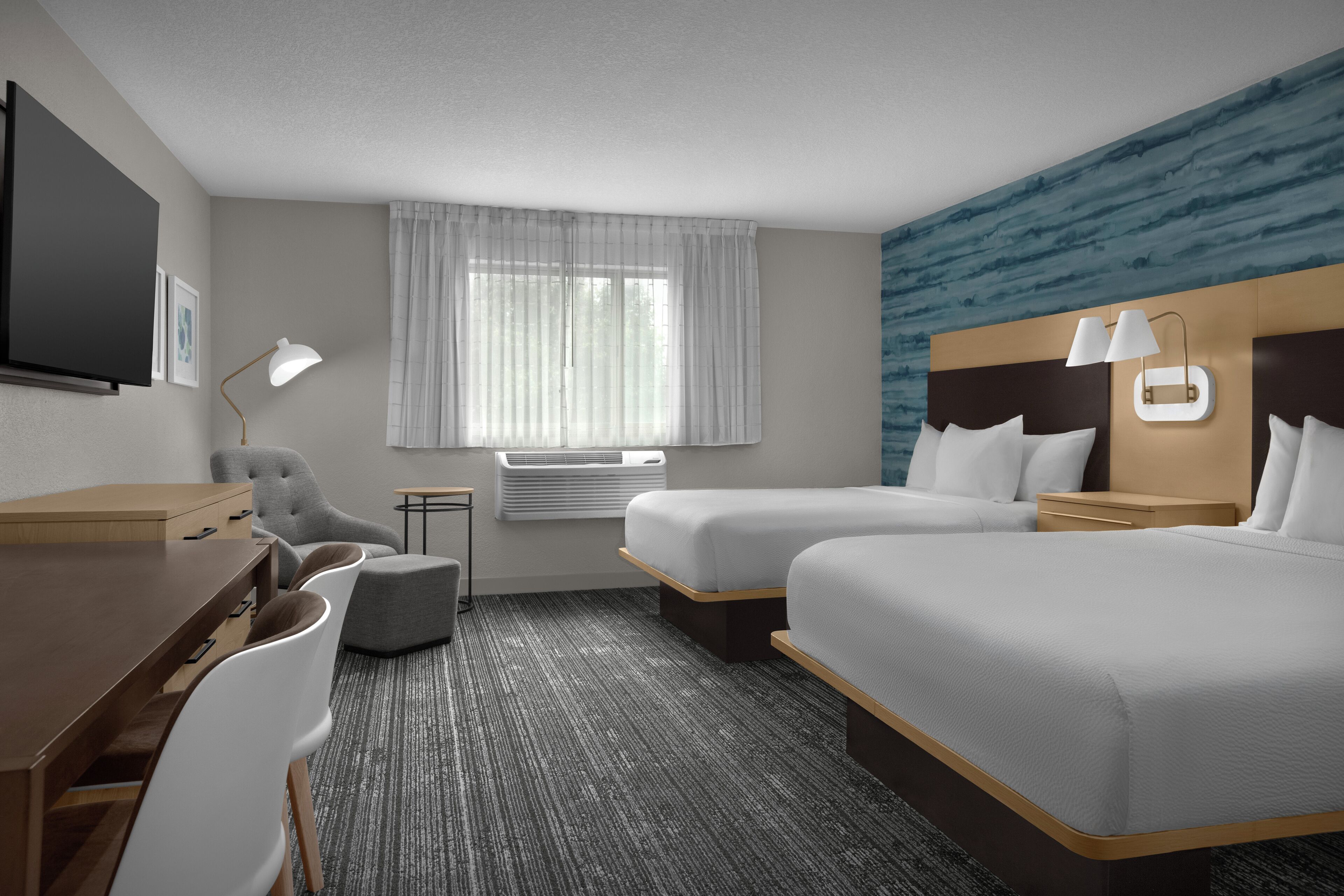 Studio, 2 Queen Beds | Premium bedding, desk, iron/ironing board, free cots/infant beds