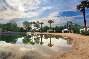 BBQ/picnic Area - Sheraton Zhoushan Hotel (Zhoushan)
