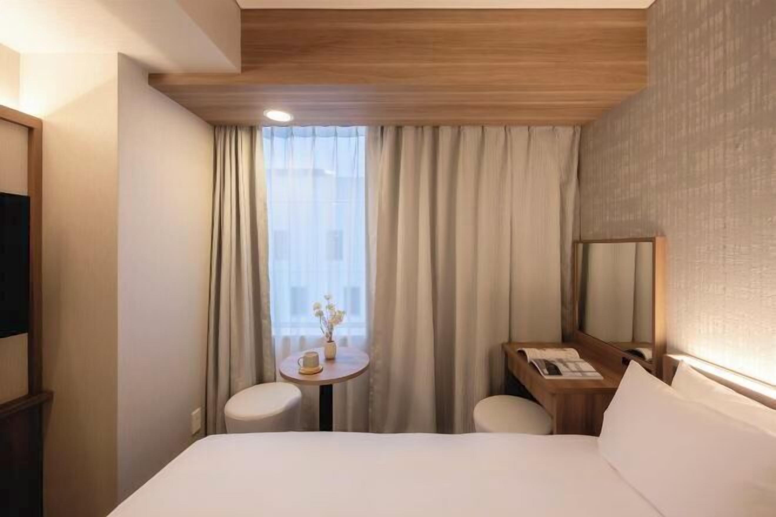 Dundyner, memory foam-senger, blendingsgardiner og wi-fi (inkludert)