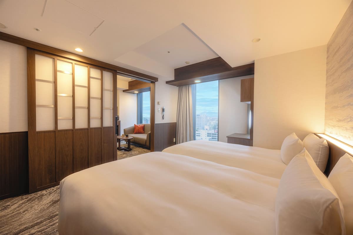 Cubrecamas, colchones con efecto memoria y cortinas blackout