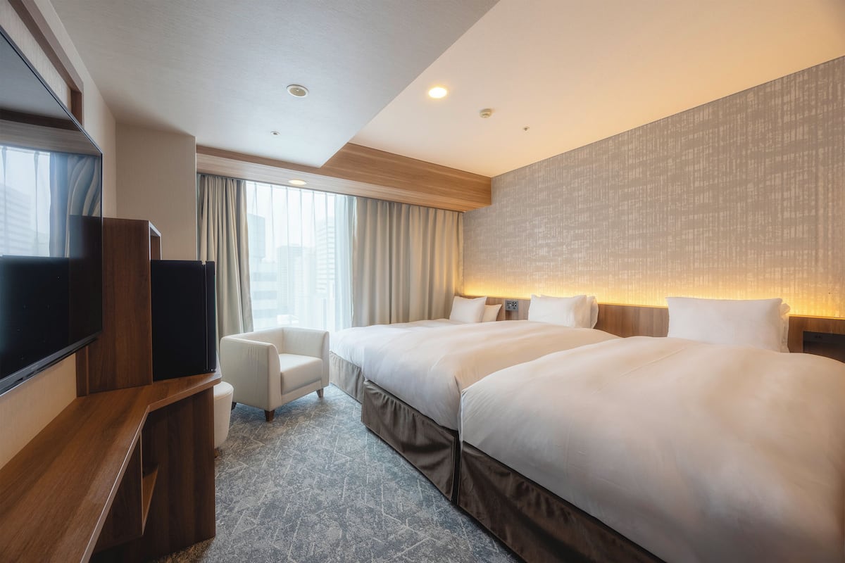 Executive Floor Triple Room, Non-Smoking | Down comforters, memory foam beds, blackout drapes, free WiFi