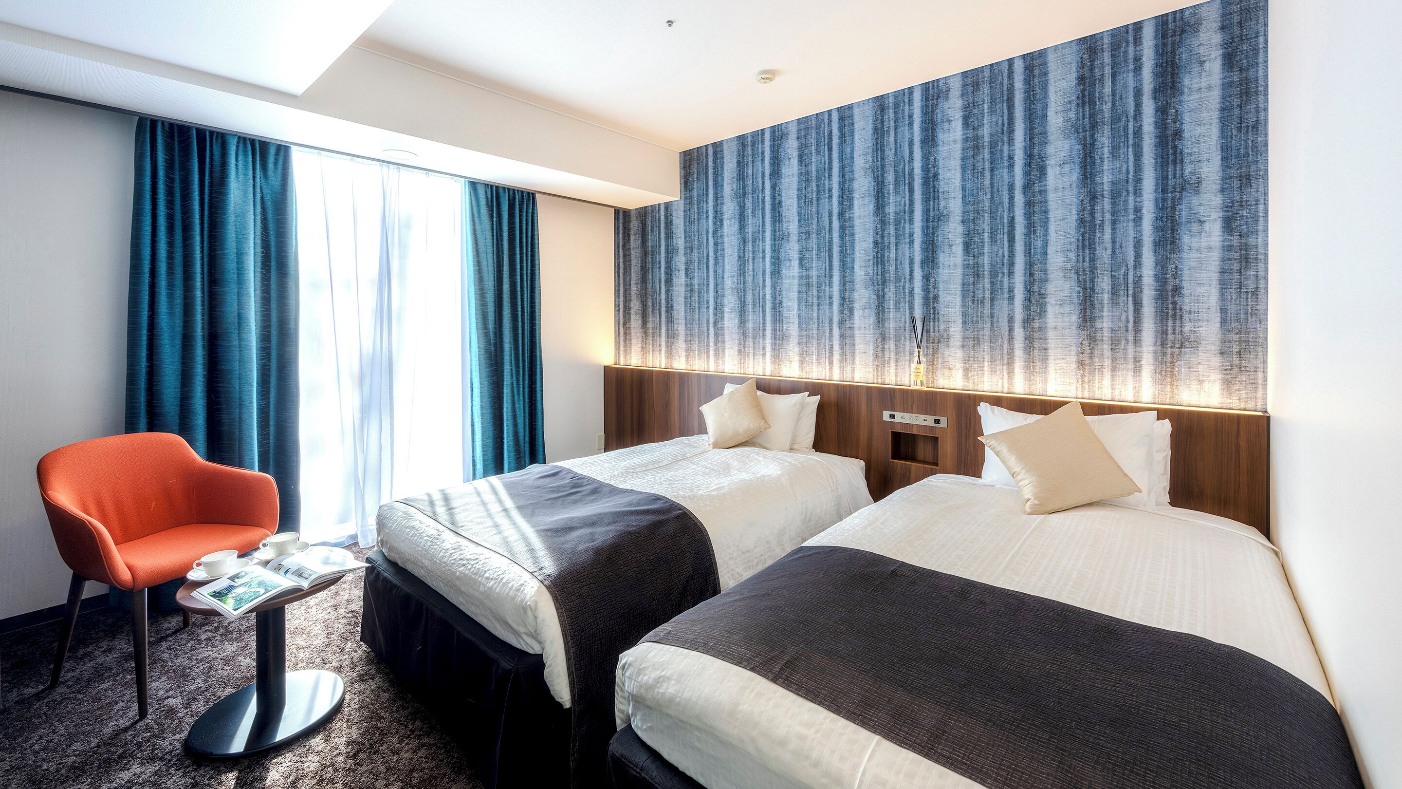 standard twin room, non smoking | 1 bedroom, down duvets, memory-foam beds, blackout curtains