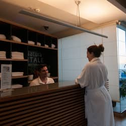 Couples treatment rooms, sauna, hot tub, steam room, Turkish bath