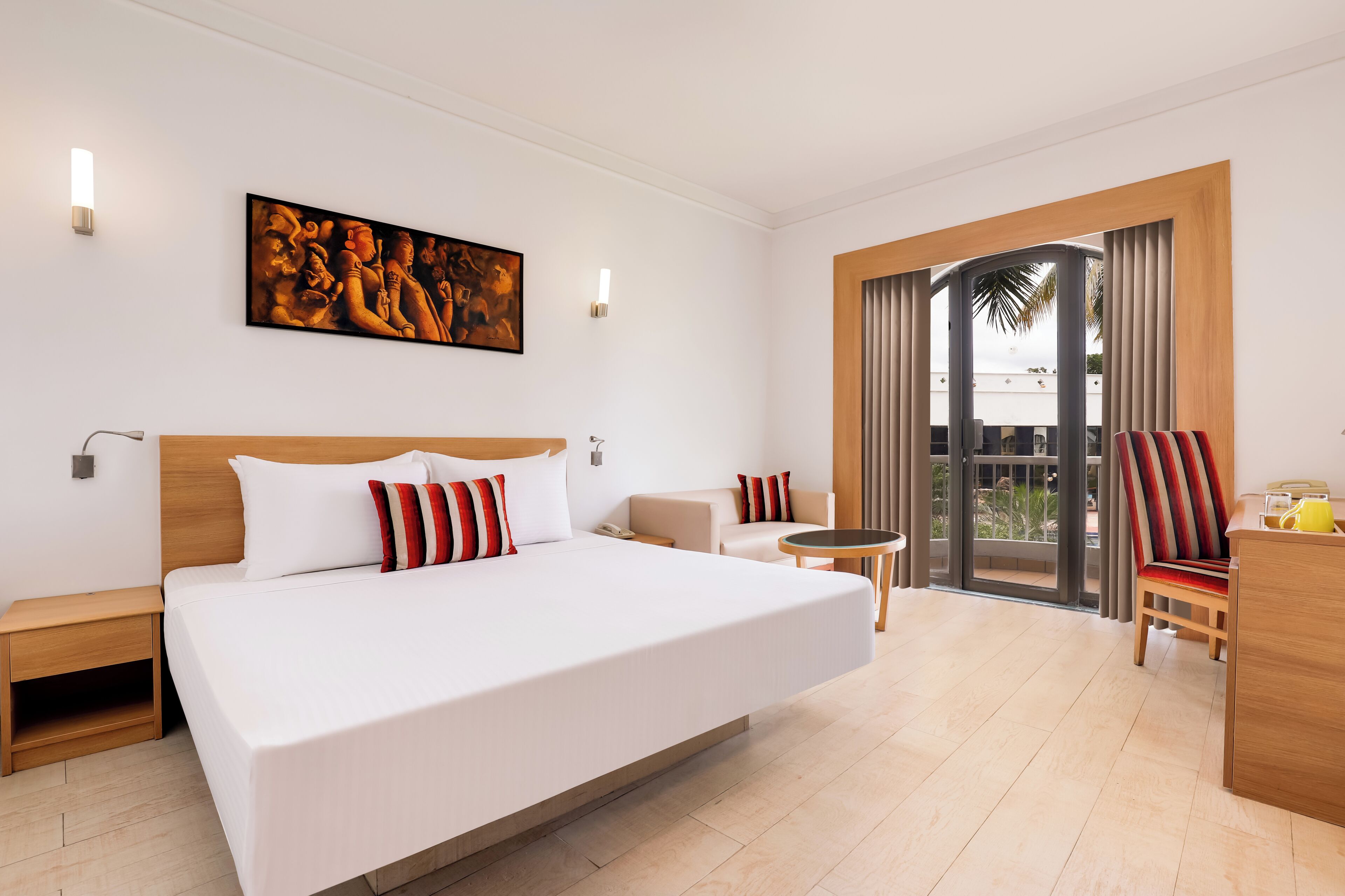 Habitación Deluxe | Sábanas de algodón egipcio, ropa de cama de alta calidad, minibar