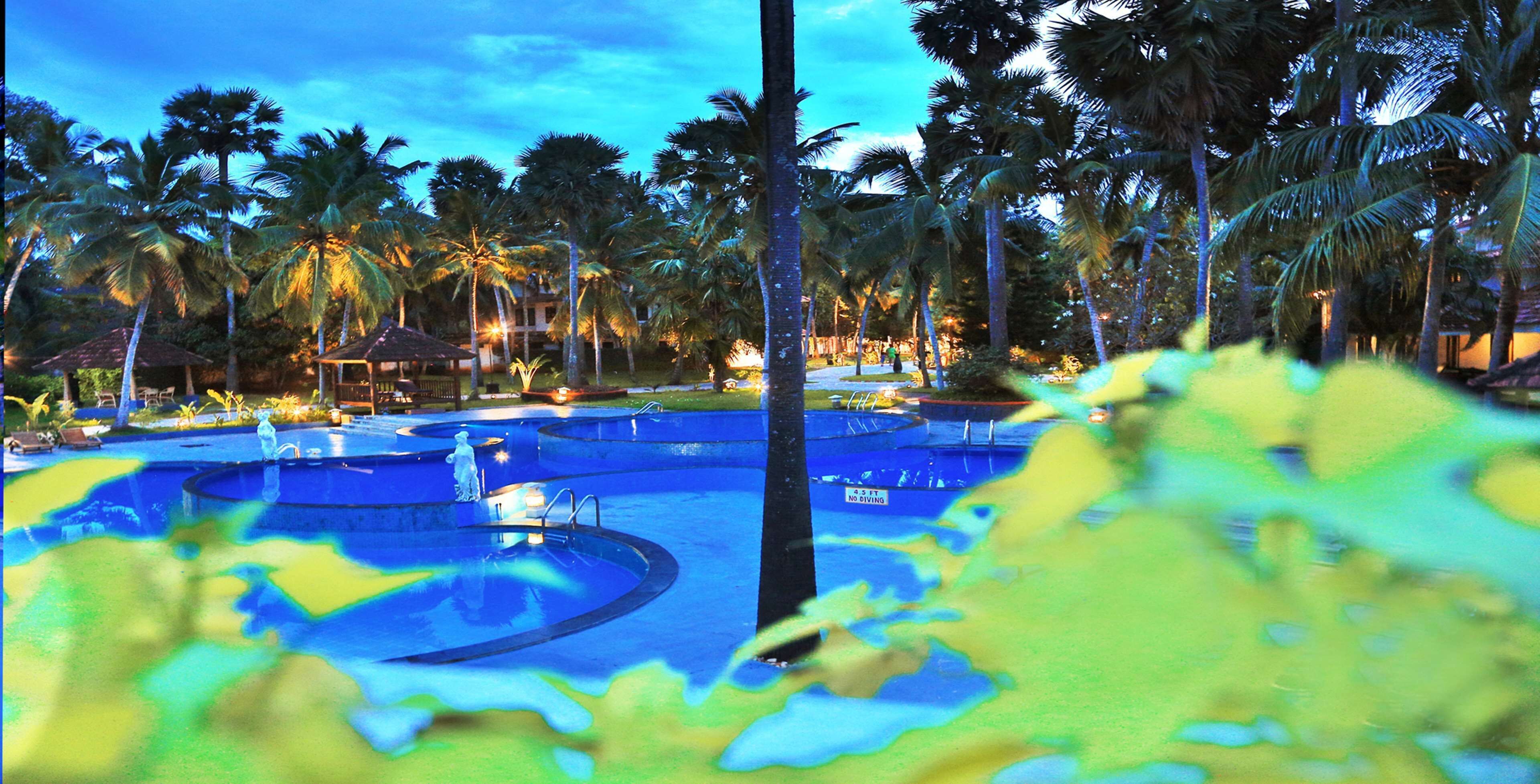Leisure Villa  | Premium bedding, memory foam beds, minibar, in-room safe