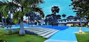 Villa | Ropa de cama de alta calidad, colchones viscoelásticos, minibar