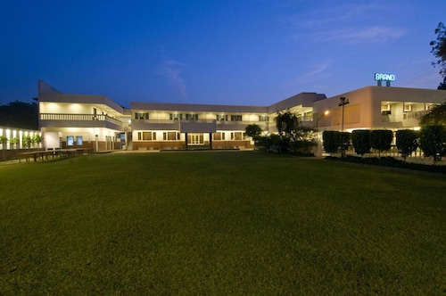 Grand Hotel Agra