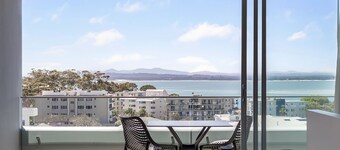 盛橡尼尔森湾诱惑套房酒店