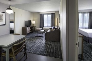 Flat-screen TV, pay films - Homewood Suites Stewart Airport (New Windsor)