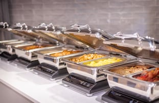 Buffet breakfast for a fee on weekdays