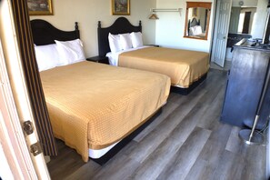 Standard Room, 2 Queen Beds