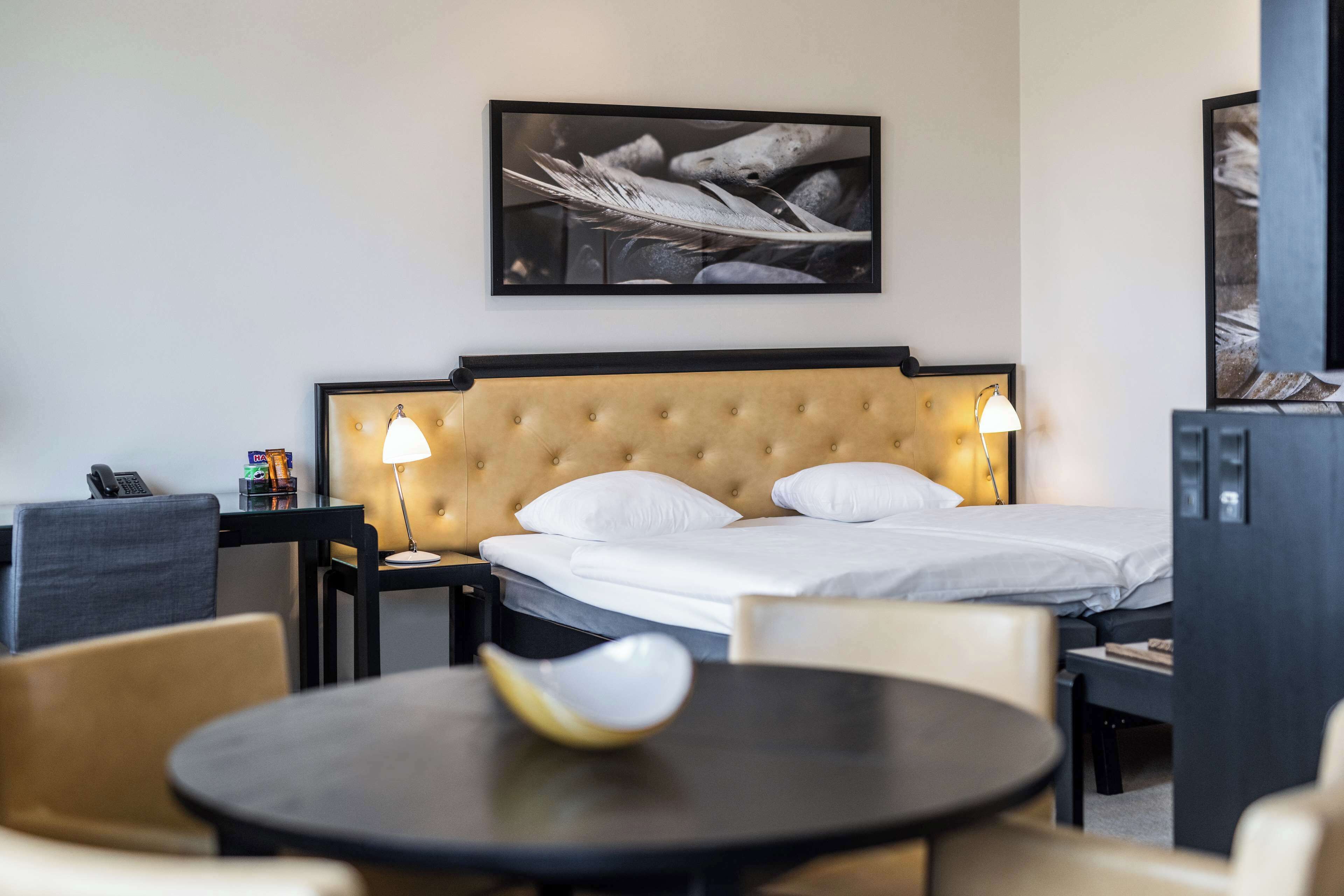 junior suite | hypo-allergenic bedding, in-room safe, desk, laptop workspace