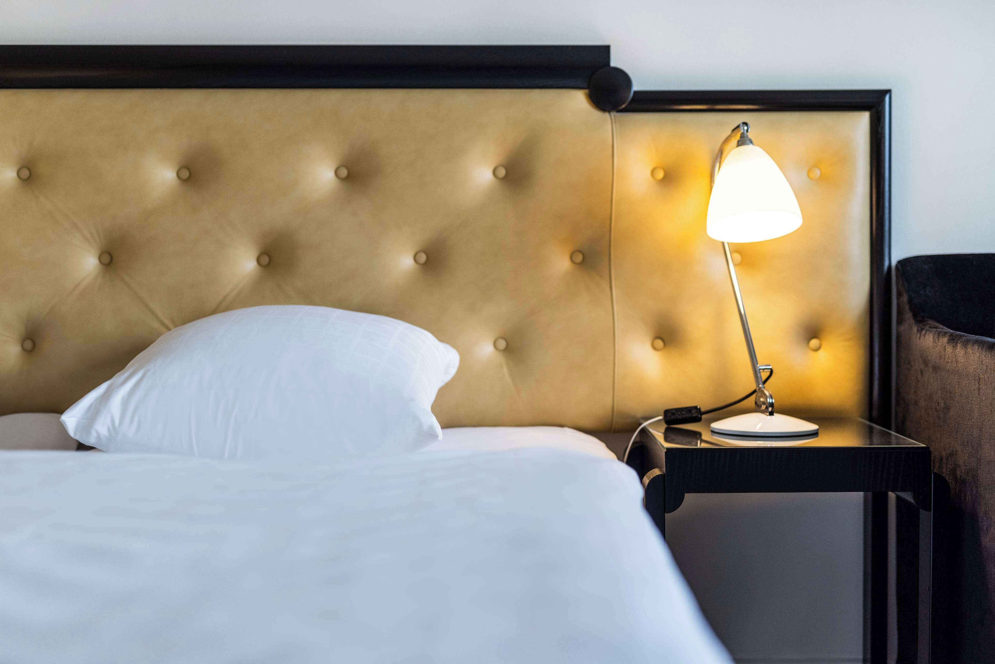 hypo-allergenic bedding, in-room safe, desk, laptop workspace