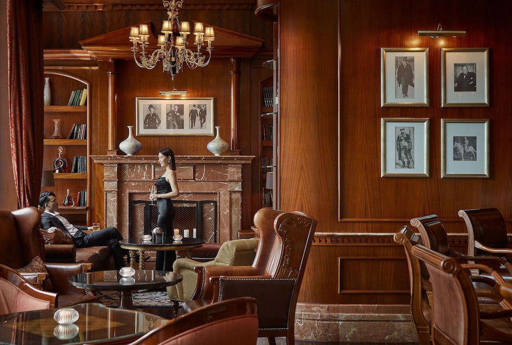 The Ritz Carlton Hotel Guangzhou by null