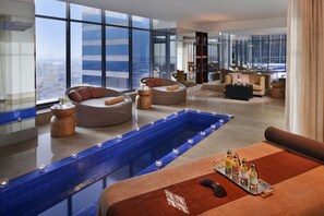 Royal Penthouse (Suite) | 1 bedroom, premium bedding, down comforters, Select Comfort beds