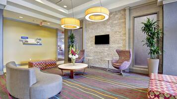 Bar-salon dans le hall