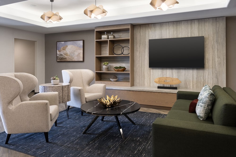 Fairfield by Marriott Inn & Suites Fresno River Park