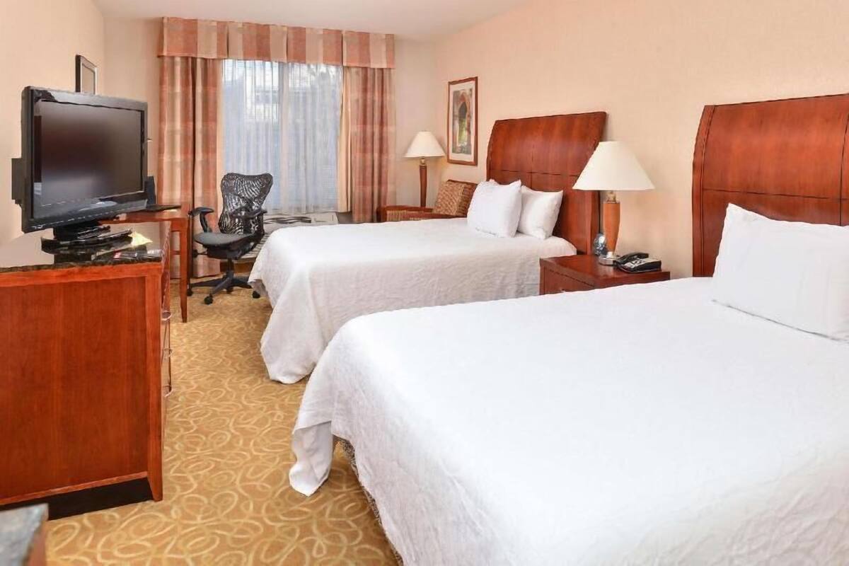 In-room safe, desk, laptop workspace, blackout drapes