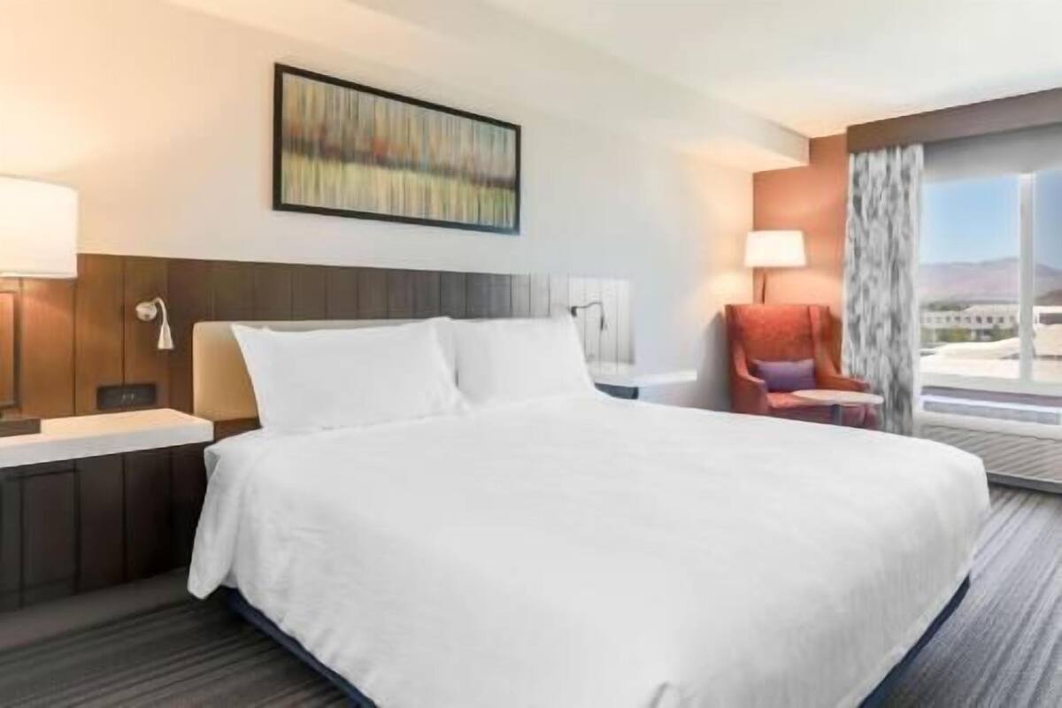 In-room safe, desk, laptop workspace, blackout drapes