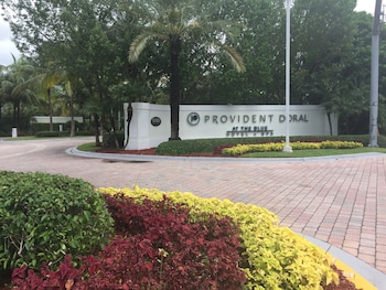 Hotel exterior and entrance at Provident Doral at the Blue Miami