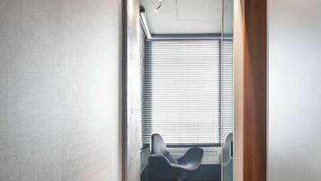 Room, 1 Queen Bed | 1 bedroom, Egyptian cotton sheets, premium bedding, down duvets