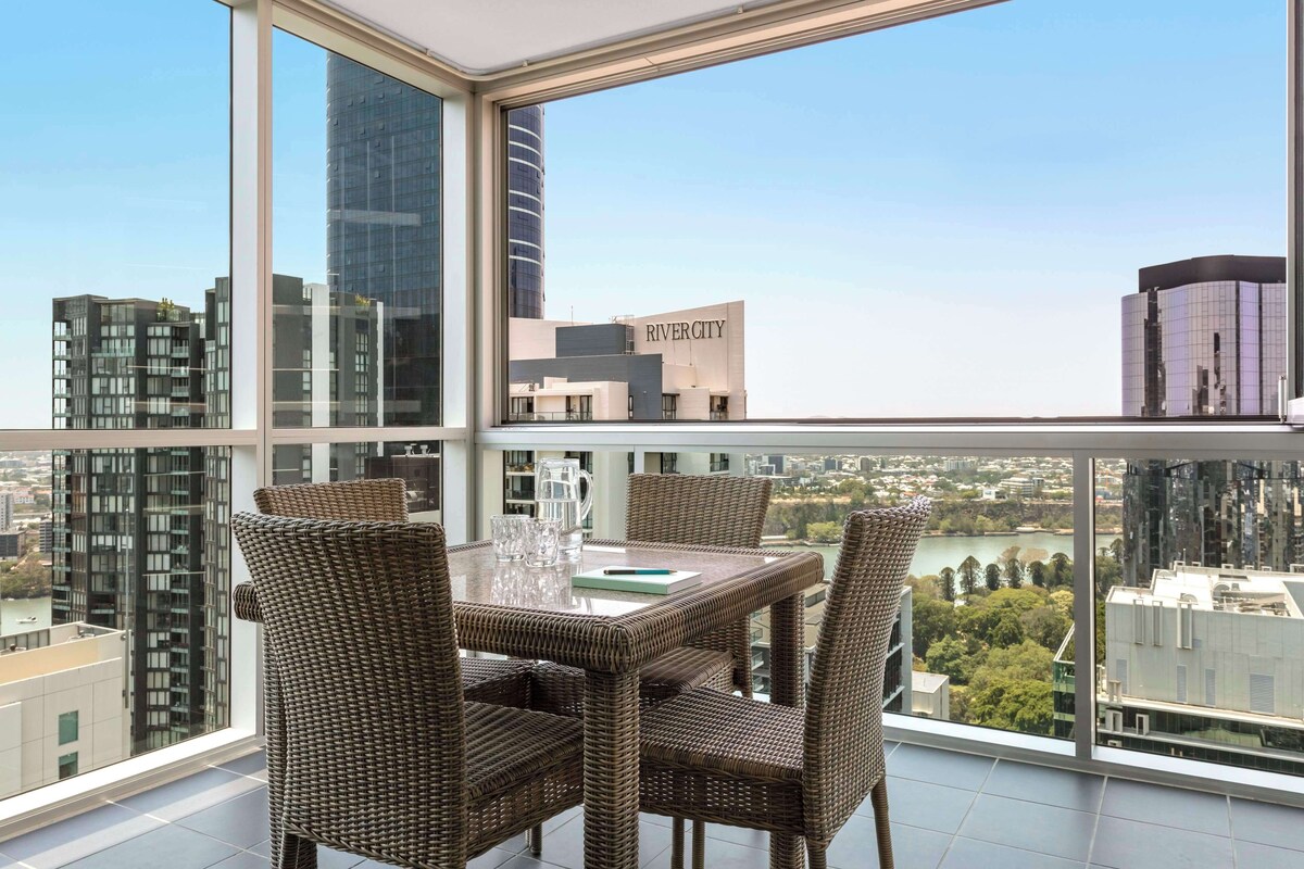 Oaks Brisbane Festival Suites