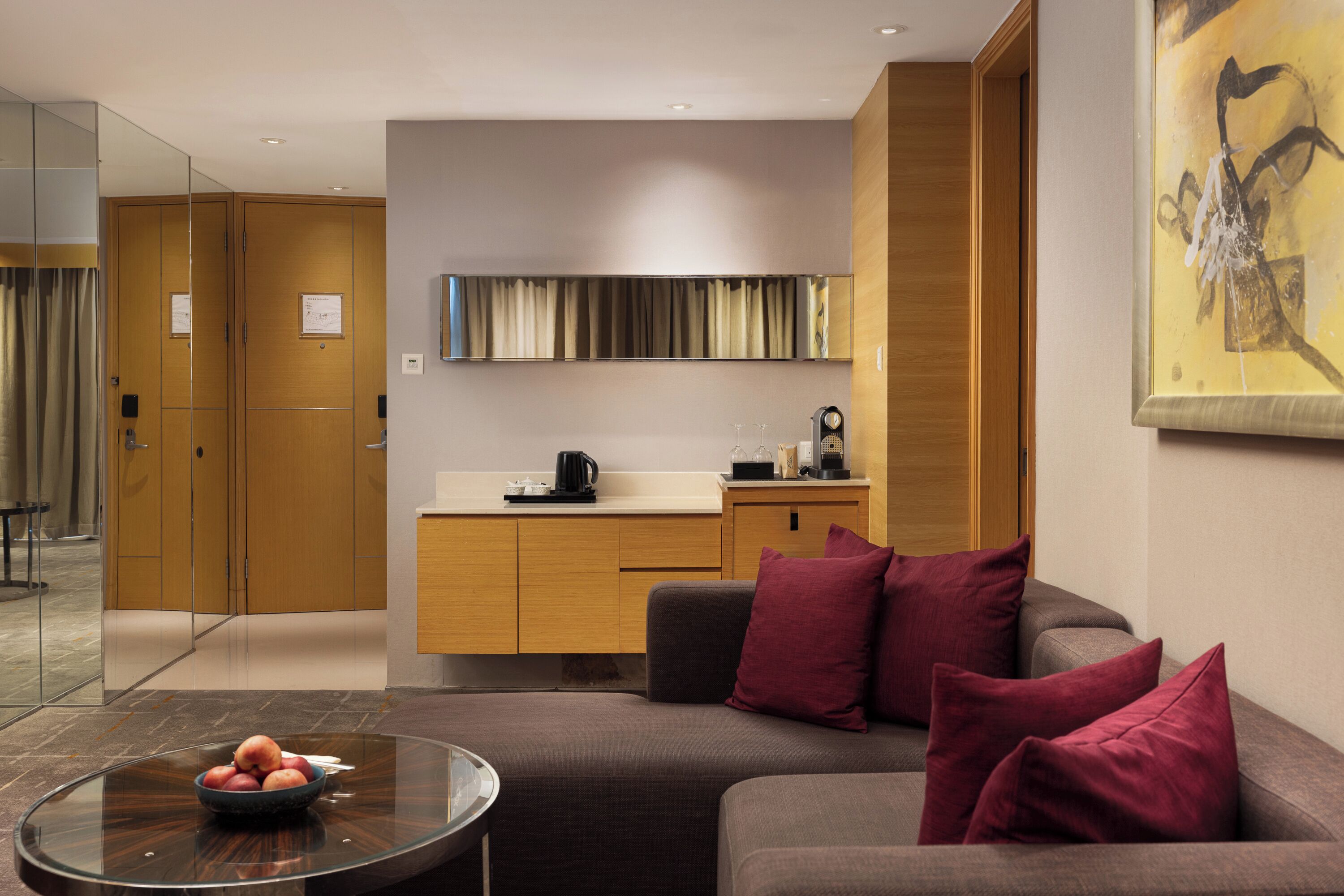 suite, 1 king bed | 1 bedroom, premium bedding, free minibar items, in-room safe