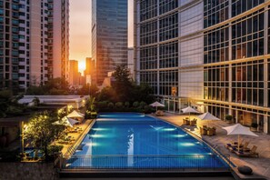 Terrace/patio - New World Wuhan Hotel (Wuhan)