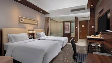 Tomannsrom – deluxe | 1 soverom, sengetøy av topp kvalitet og minibarvarer (inkludert)