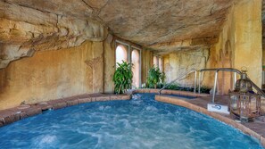 Sauna, hot tub, Turkish bath/hammam, body treatments, hydrotherapy