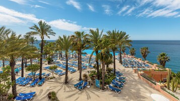 Indoor pool, 3 outdoor pools, pool umbrellas, sun loungers