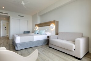 Memory-foam beds, minibar, in-room safe, desk - Benalma Hotel Costa del Sol (Benalmádena)