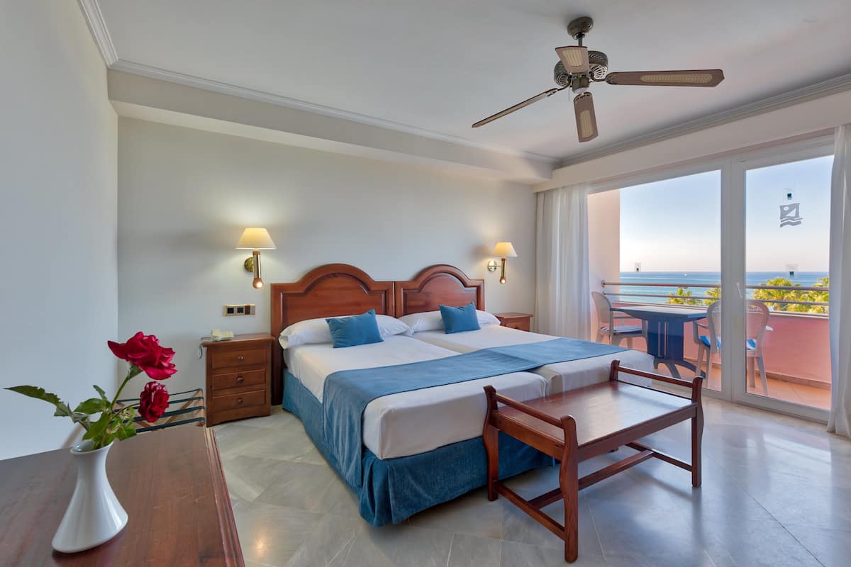 Chambre Double, vue mer