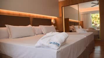 Superior Double Room, Terrace, Garden Area | Minibar, in-room safe, desk, soundproofing