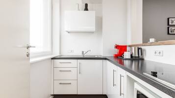 Estudio familiar | Cocina privada | Cafetera o tetera y hervidor eléctrico