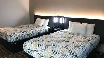 Schreibtisch, Bügeleisen/Bügelbrett, kostenloses WLAN