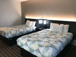 Desk, iron/ironing board, free WiFi - Studio 6 Suites Tupelo, MS - North (Tupelo)