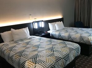 Desk, iron/ironing board, free WiFi - Studio 6 Suites Tupelo, MS - North (Tupelo)