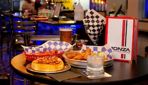 20 restaurants; breakfast, lunch, dinner and brunch served